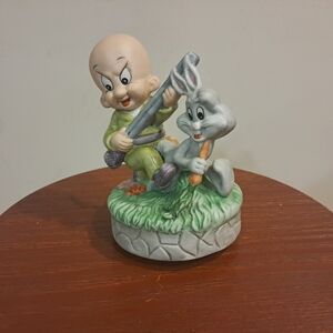 1979 WB Looney Tunes Bugs Bunny & Elmer Fudd Music Box Figure “Talk To Animals”